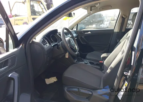 2019 Volkswagen Tiguan 2.0T S z USA, uszkodzony, nr VIN 3VV0B7AX0KM036514